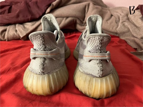 Adidas Yeezy Boost 350 V2 Low Blue Tint, Size 10.5M - Picture 3 of 5