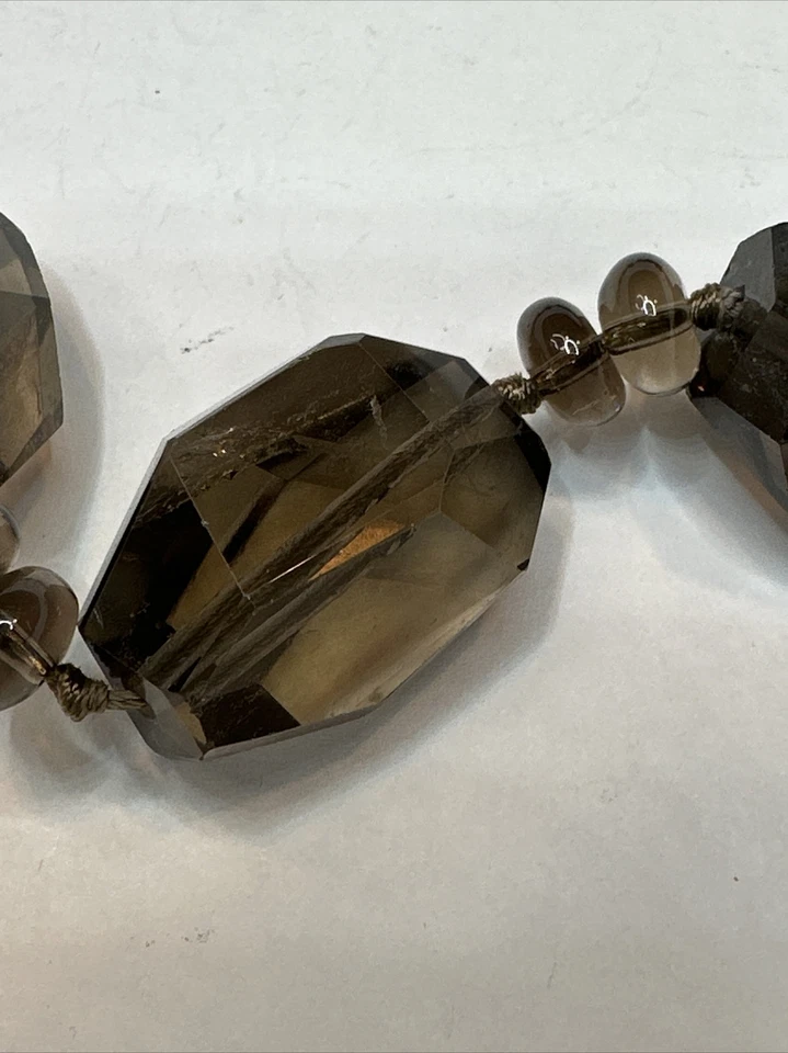 Rock Crystal Smoky Quartz Necklace, Knotted Necklace, Hand Cut. - Image 3 of 4
