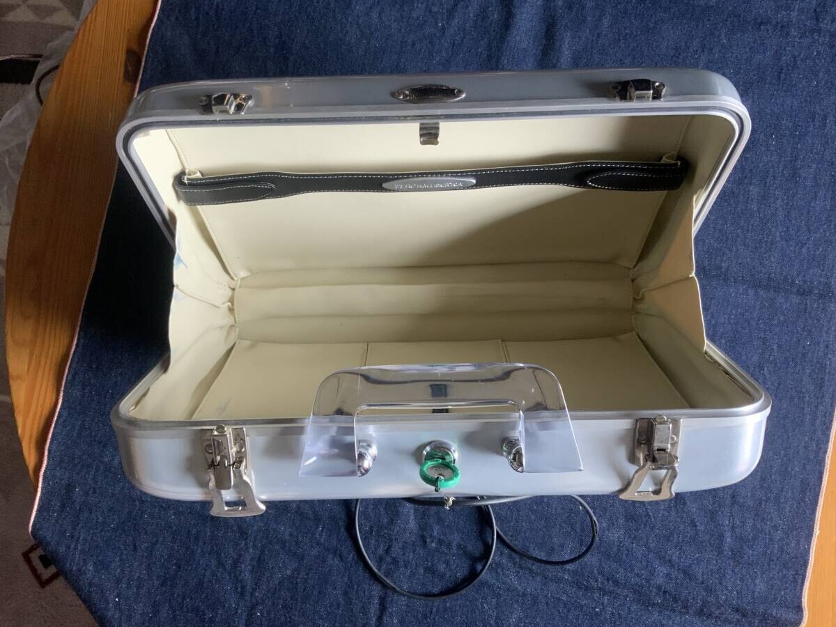 Zero Halliburton Attache Case Business Briefcase Key Lock Zero Halliburton Attache Case Business Briefcase Key Lock