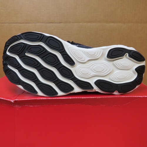 New Balance 880 v14 Running Shoes (Men's Size 10.5 D)...Mostly Black Color - Picture 11 of 15