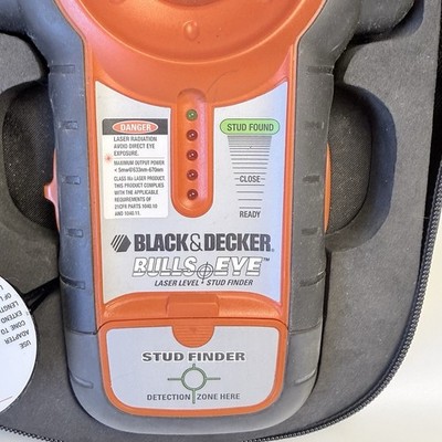 Black & Decker BDL100S Bullseye Laser Level Stud Finder w/ Case