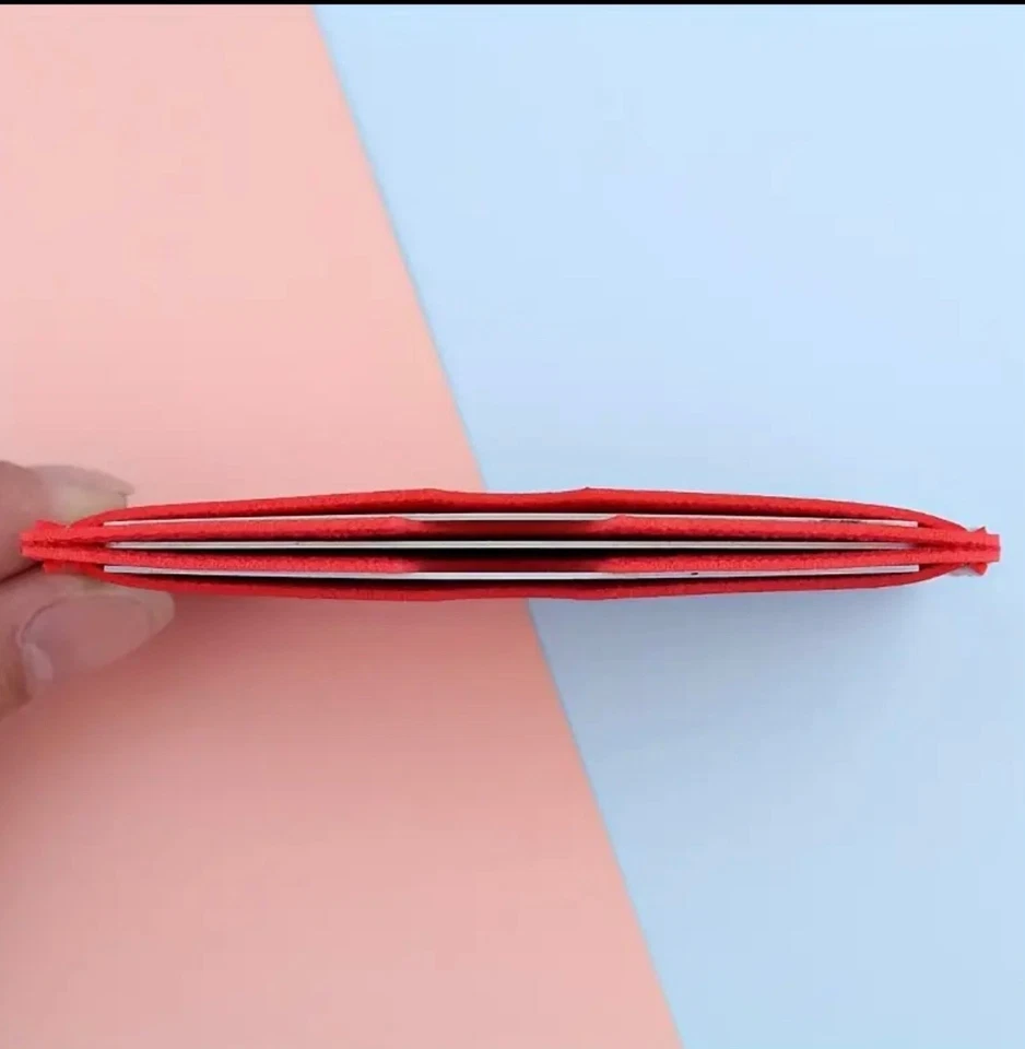 Portatarjetas billetera ultrafina Hello Kitty con 3 ranuras para tarjetas bancarias e identificación Foto 2 de 3