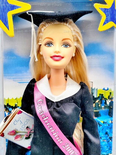 Barbie Graduation Pride 2005 Doll Mattel G5370 - Picture 3 of 8