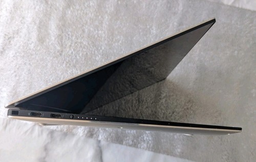 Dell XPS 13 9370 Laptop 4K Touch Intel i7-8550U 512GB SSD 16GB RAM 128MB Graphic - Picture 3 of 8