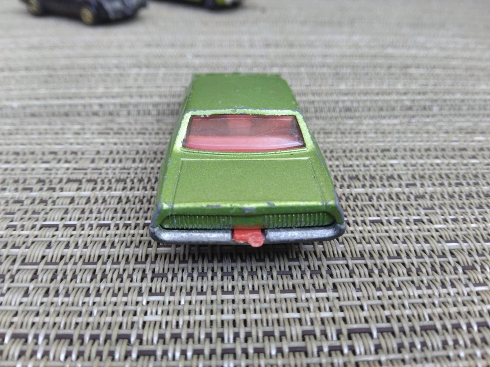 SET 2 VINTAGE LESNEY MATCHBOX MERCURY COUGAR #62  green RARE & #55 or 73 Mercury - Image 4 of 4