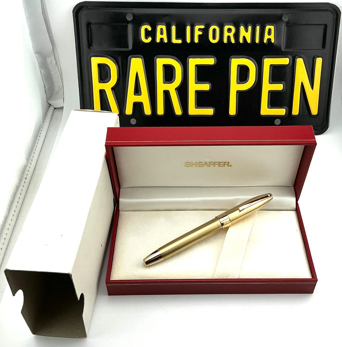 25+ Gold, 18K Nib Collectible Sheaffer Fountain Pens for sale