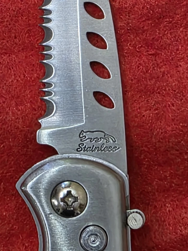 Stainless Folding Pocket Knife Built-In Flashlight–Faux Stag Handle-Spearpoint  - Image 3 of 4