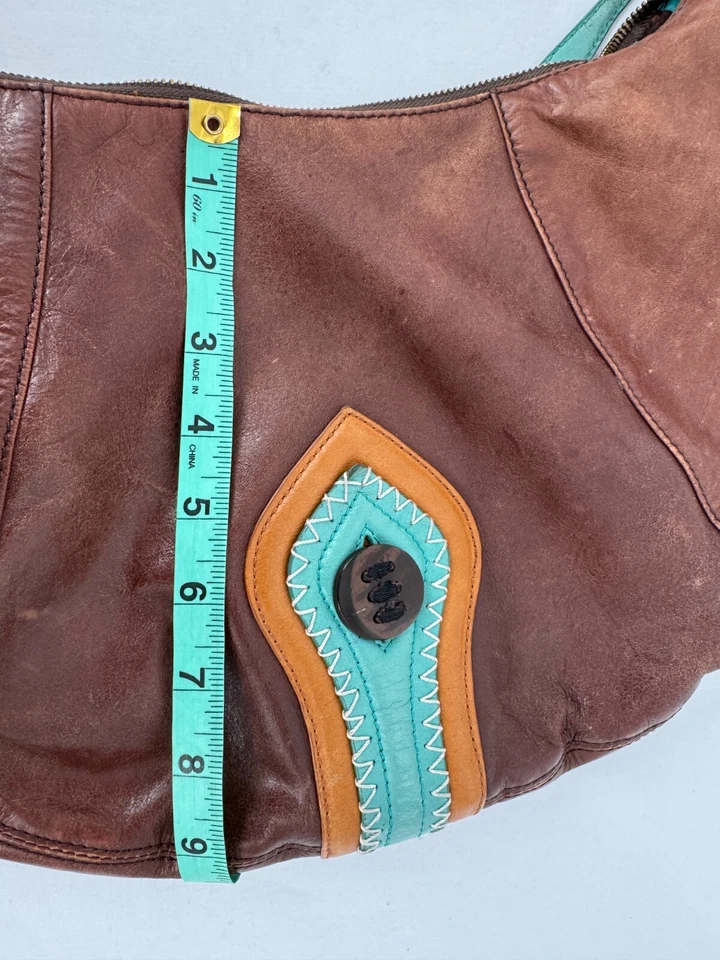 De colección Y2K BCBG Niñas Cuero Tostado Coñac Hobo Hombro Boho Bolso de Mano Borlas Foto 3 de 4