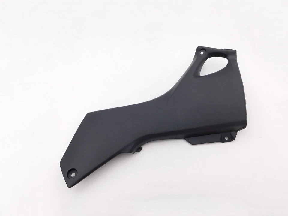 SUZUKI CAPA LATERAL ESQUERDA PRETA 03 - 2014 OZARK 250 LTF250 2X4 FABRICANTE DE EQUIPAMENTO ORIGINAL 53122-05G00-291 - Imagem 3 de 4