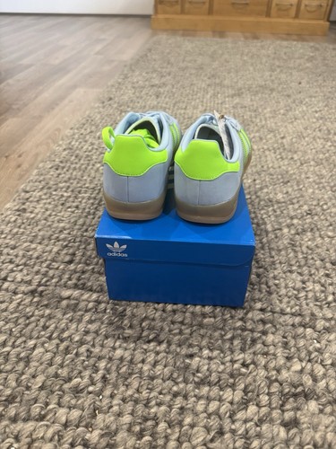 adidas Originals Gazelle Indoor Shoes in Clear Sky and Solar Green US 5 UK 3.5 - Picture 4 of 6