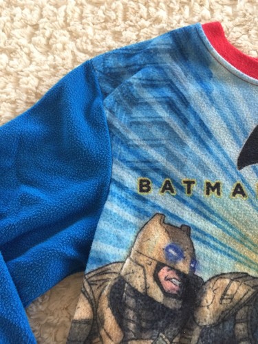 Batman Vs Superman Boys Red Blue Fleece Long Sleeve Pajama Shirt 8 - Picture 5 of 6