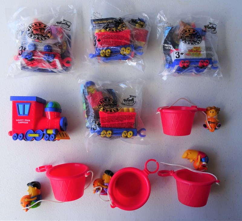 1999 Sonic Wacky Pack train and set of four finger hoops basketball players