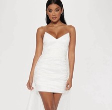 Fashion Nova White Dress With Train New With Tags Size Medium