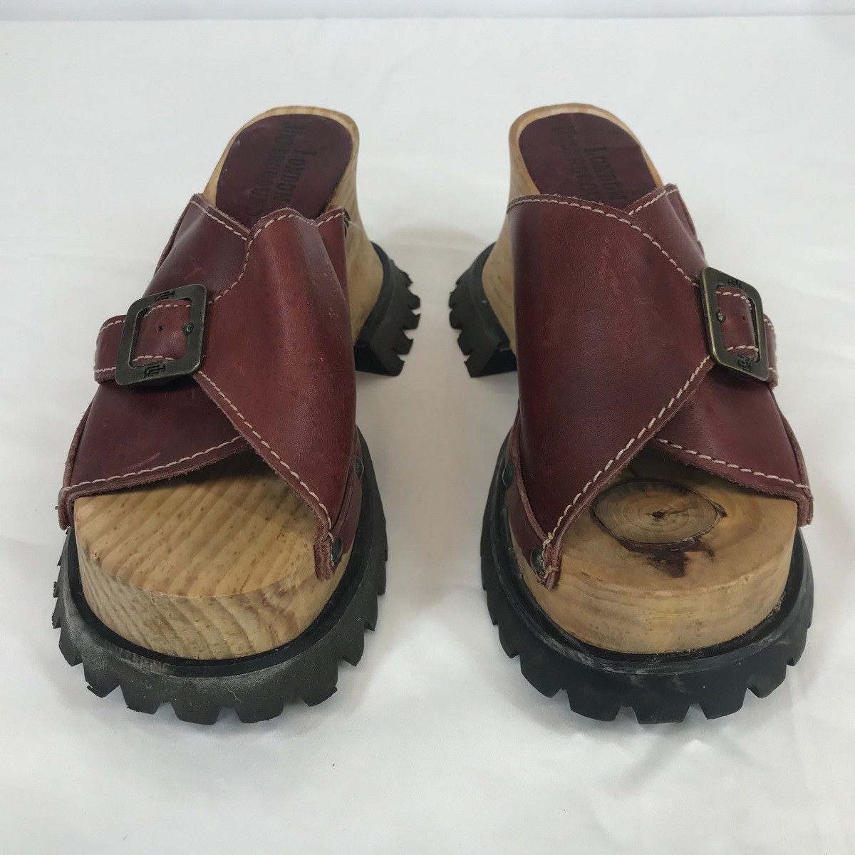 London Underground Vintage 90s Burgundy Leather Chunky Wood 