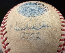 Derek Jeter GU Hit Baseball #2722 9/11/2009