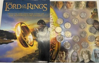 Sammlung Der Herr der Ringe 18 x 50 Cents Neuseeland CuNi in Sammelmappe