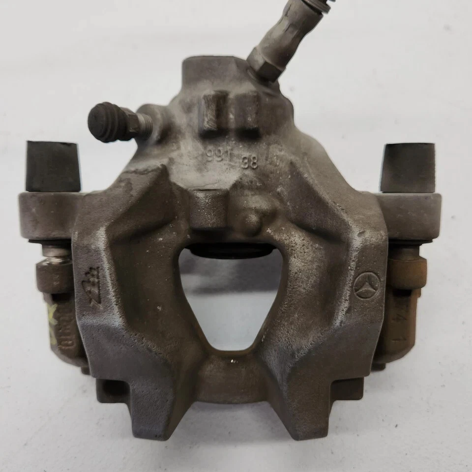 12-14 Mercedes Benz C250 Driver Left Rear Disc Brake Caliper OEM A2044231781 - Image 4 of 4
