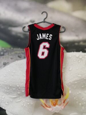 NBA マイアミヒート　adidasユニフォーム　XLサイズ NBA マイアミヒート adidasユニフォーム XLサイズ