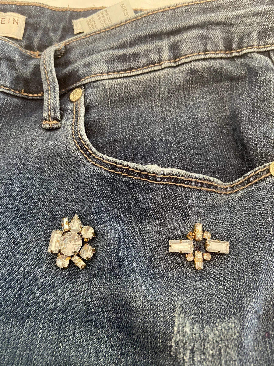 Ladies Anne Klein Girlfriend Jeans with Embellishment And DistressSize Missy 10