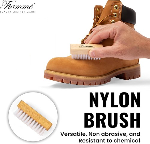 Versatile Kit Cura Camoscio e Nubuck - Spazzole Gomma, Ottone e Nylon per Tutti gli Articoli - Foto 8 di 8