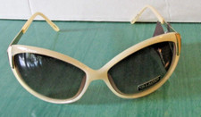 LIZ CLAIBORNE VILLAGER Sunglasses - IVORY FRAMES / BROWN LENSES - 65437 - NWT 