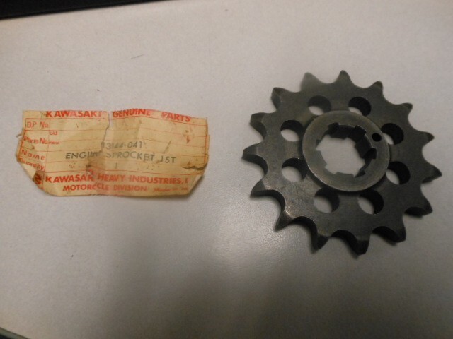 NOS Kawasaki 15T Engine Sprocket H1 13144-041 | eBay