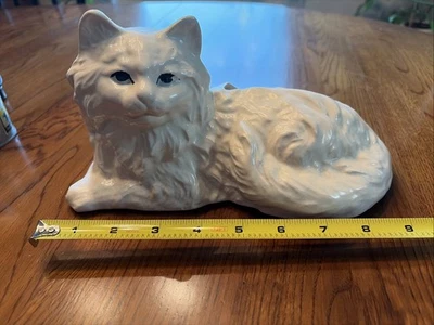 Vintage White Persian Cat Flower Pot Plant Planter Ceramic - Image 1 of 4
