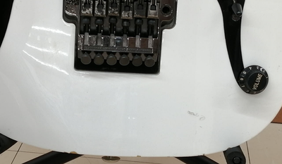 Ibanez PGM-300 White Paul Gilbert Fujigen HSH Vintage Rare Guitar