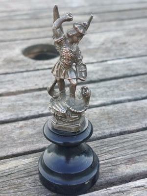 Antike silberne Metall Statuette des Heiligen Erzengels Michael, St. Georg Drache