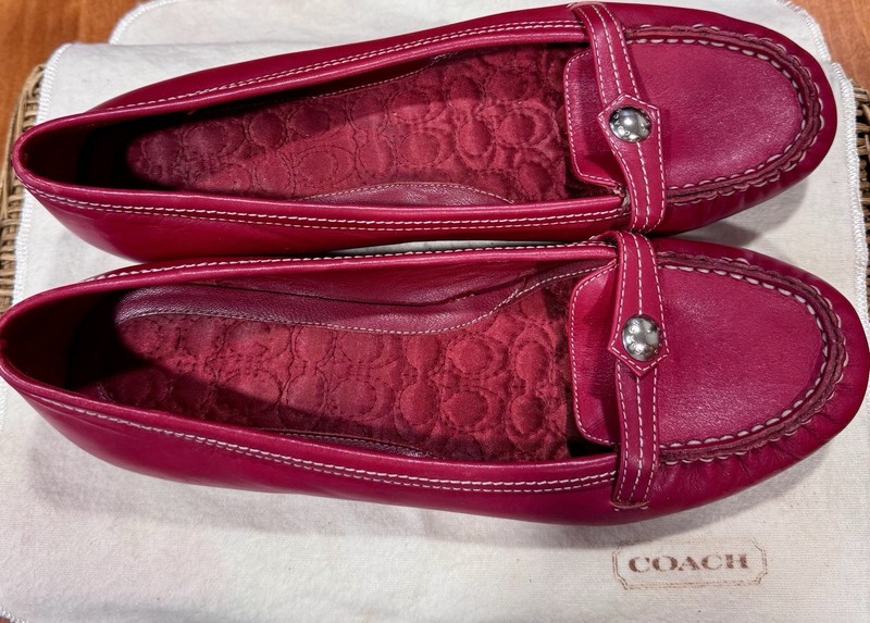 Vintage Coach Virginia Loafers Size 8.5 Red Leather Moc Toe Ballet Flats Shoe