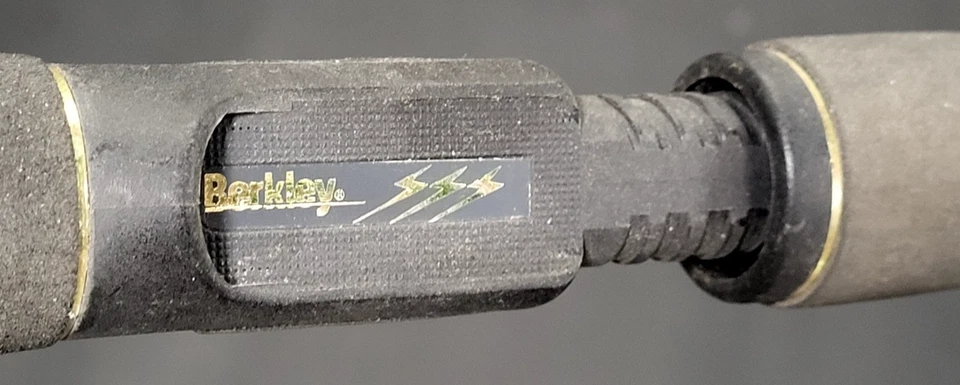 Berkley Lightning Rod IM6 LR27 - 6' Fishing 1 Pc. Medium Heavy 6-17lb Line, EX - Image 4 of 4