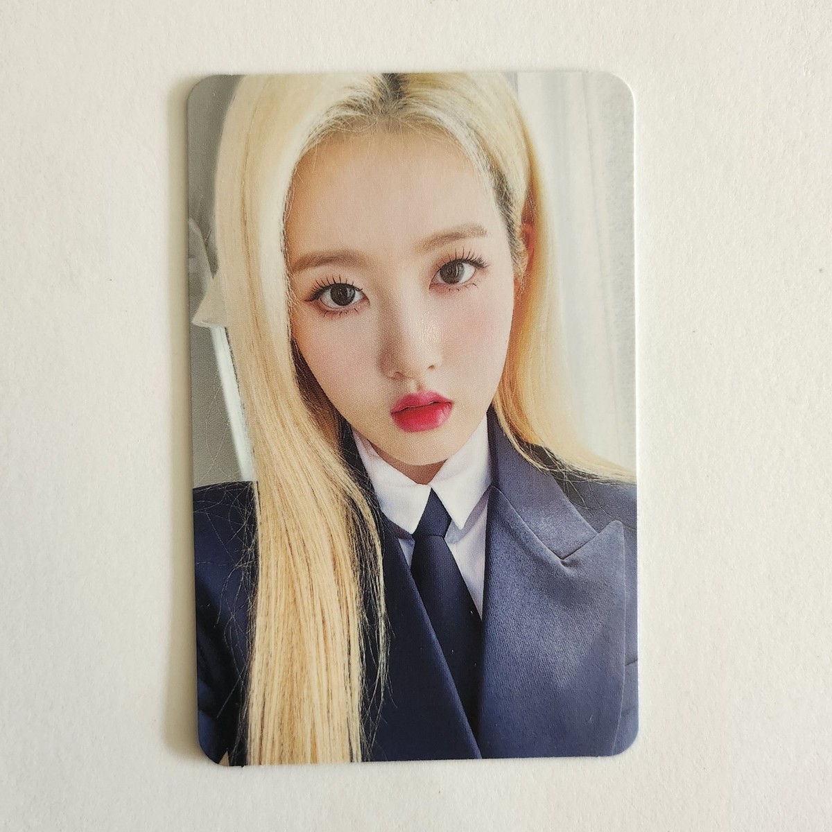 STAYC Global Official Membership FanClub Kit SWITH Holiday in