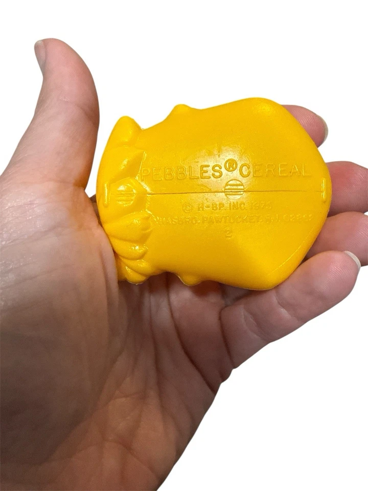 Monederos vintage Fred & Barney Flinstones guijarros cereal Hasbro 1975 Foto 3 de 3