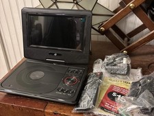 NEW GPX PD701B Standard Portable DVD Player With 7-IN Swivel Screen Black NWOP