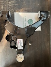 TOYOTA Sequoia Tundra Front Suspension Control Arm Lower LH Genuine 48069-09090