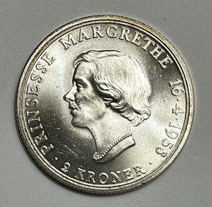 1958 Denmark , 2 kroner ,    *** BU SILVER COIN *** FROSTY