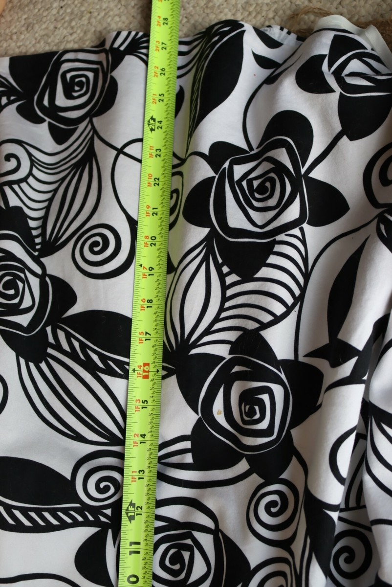 Liz Claiborne Halter Dress Sz 8 Lined Black and White Geo Design w/ Black Bodice | eBay Liz Claiborne Halter Dress Sz 8 Lined Black and White Geo Design w/ Black Bodice | eBay
