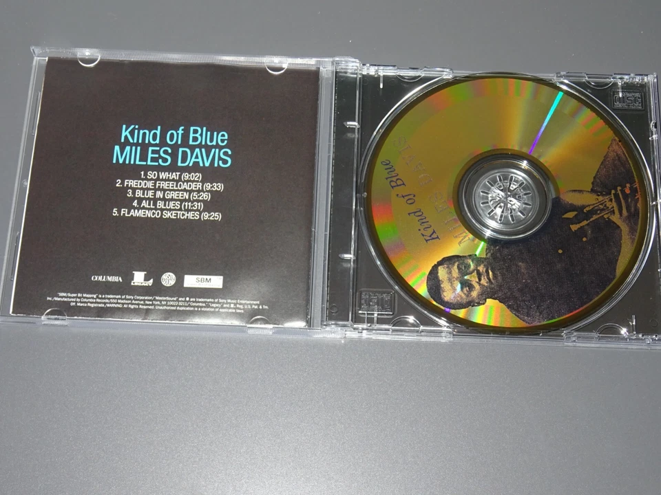 MILES DAVIS - KIND OF BLUE / SBM 24-KARAT-GOLD-CD (MASTER SOUND) CD MINT- - Bild 3 von 3