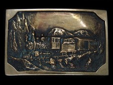 TE03149 VINTAGE 1970s  STEAM TRAIN ENGINE  RAILROAD SOLID BRASS BELT BUCKLE