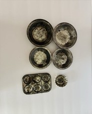 6 piece vintage child 's baking set cake, pie and muffin pan,etc.