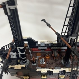 LEGO 4195 Pirates Of The Caribbean Queen Anne's Revenge Japan Educational Toys