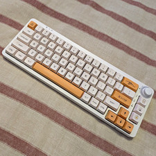 Gamakay LK67 Milk and Honey Keyboard RGB (lubed gateron yellows