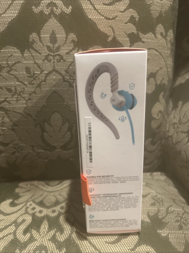 Nuevos Yurbuds Focus 300 Auriculares Deportivos a Prueba de Sudor Auriculares JBL Pequeños Aqua Foto 4 de 4