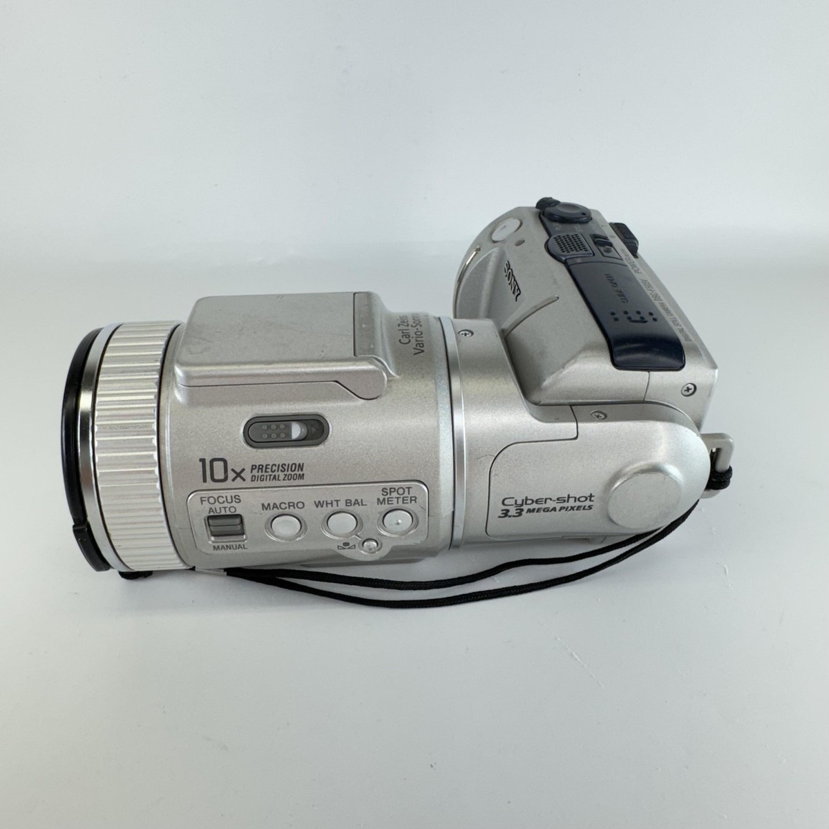 Vintage Sony Cyber-shot DSC-F505V Digital Camera 3.3MP 10X Zoom