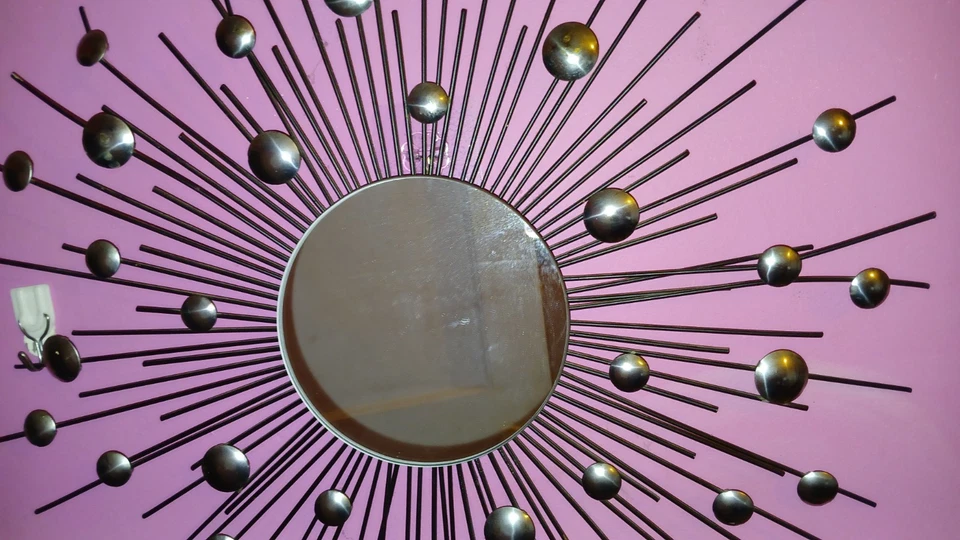 Rare Vintage Wall Mirror Sunburst Mirror For The Wall. Period: 1950s/60s - Image 4 of 4