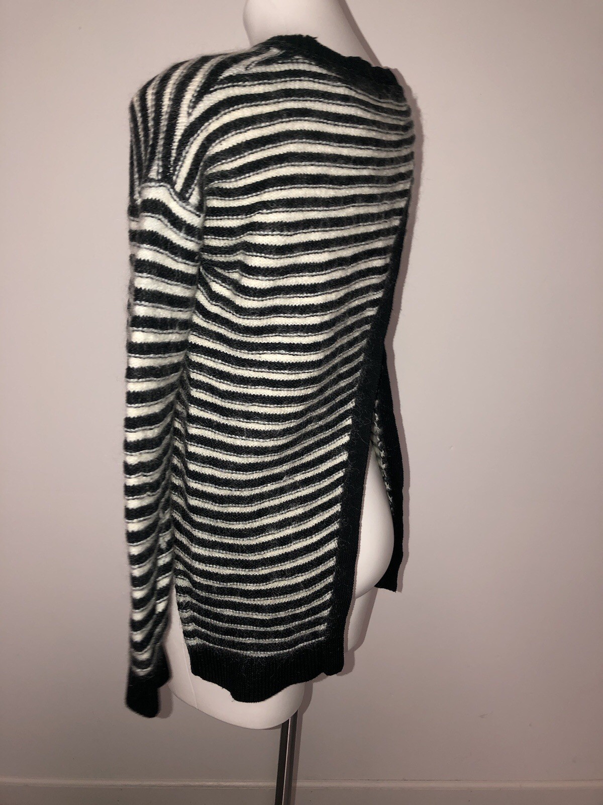 Rebecca Minkoff Wool Blend Split Back Sweater Siz… - image 6