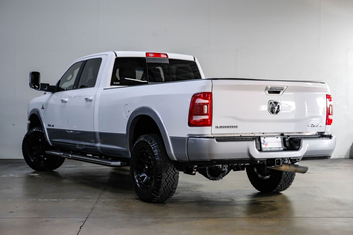2022 Ram 3500 Laramie HO CUMMINS Aisin Auto 18" METHOD 33" A/T thumbnail 15