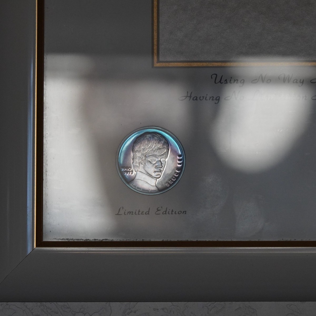 1991 BRUCE LEE Tribute Martial Arts Artwork 1oz 999 FINE Silver