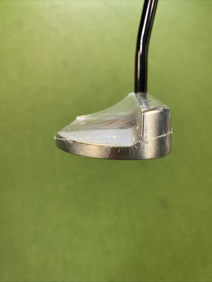 New Mizuno M-Craft Omoi 03 35” Mallet Putter + HC - Image 4 of 4