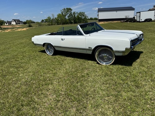 1965 Oldsmobile Cutlass F-85